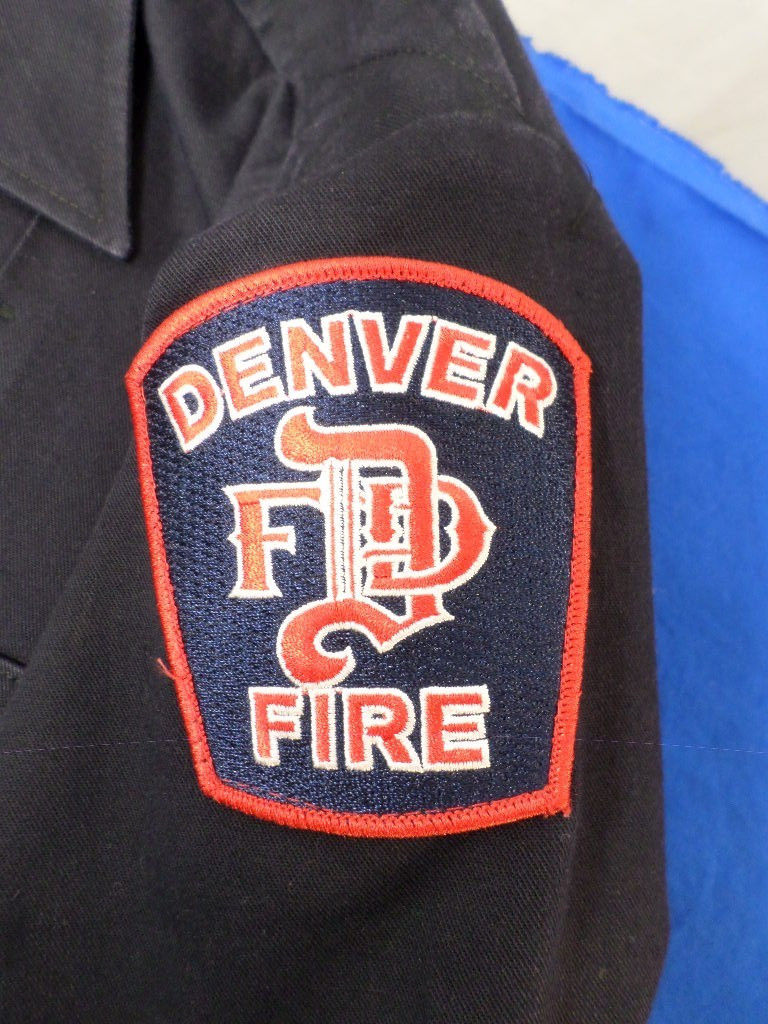 FLYING CROSS DENVER FIRE DEPARTMENT UNIFORM SHORT SLEEVE SHIRT SIZE LARGE
