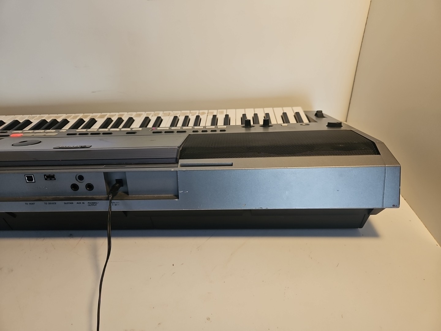 Yamaha PSR E443 61 Key Keyboard - Gray