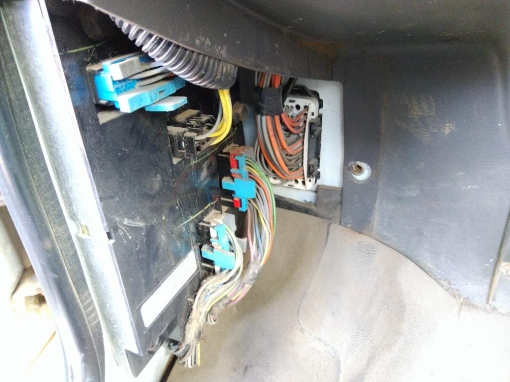 Replaces 3833153C3 2011 INTERNATIONAL LONESTAR CHASSIS CONTROL MODULE (CCM) ,