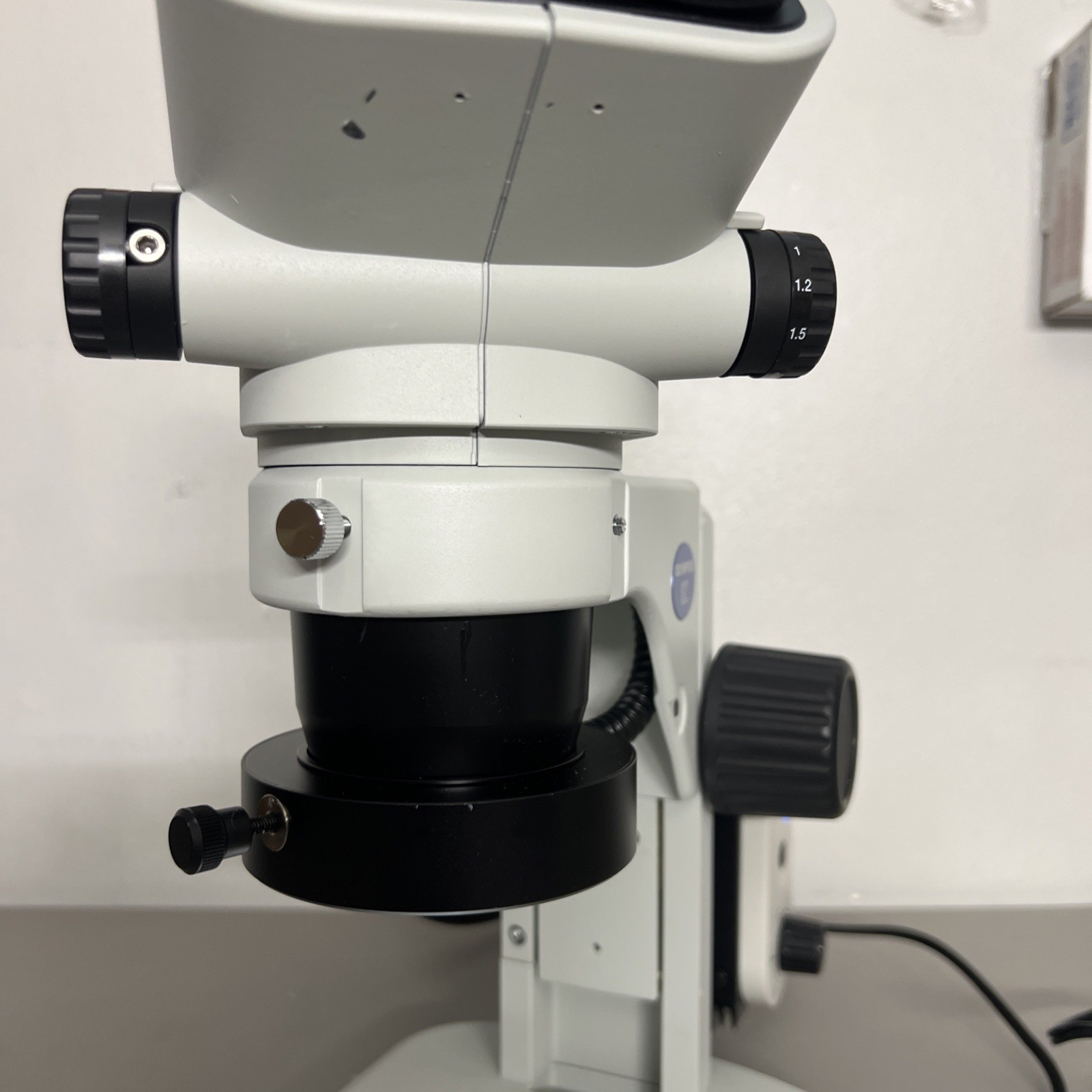CLEAN Olympus SZ51 Zoom Stereo Microscope - Tested Working