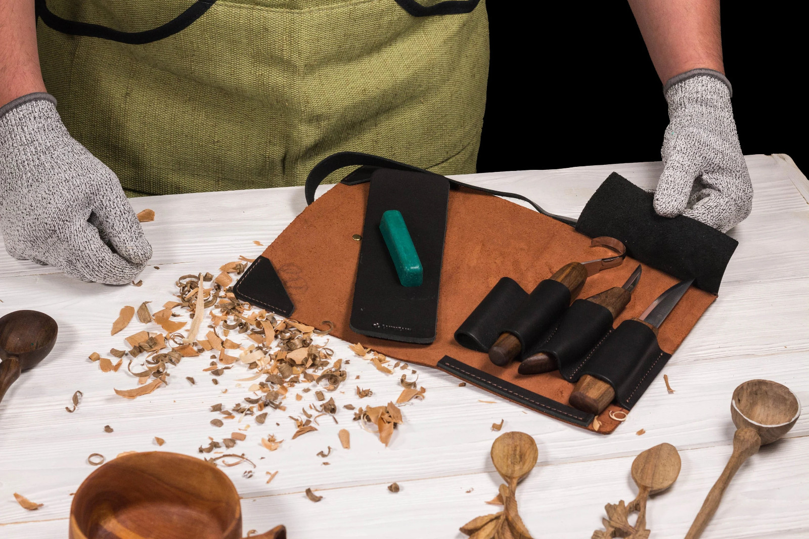 Deluxe Spoon Carving Set With Walnut Handles BeaverCraft S13X