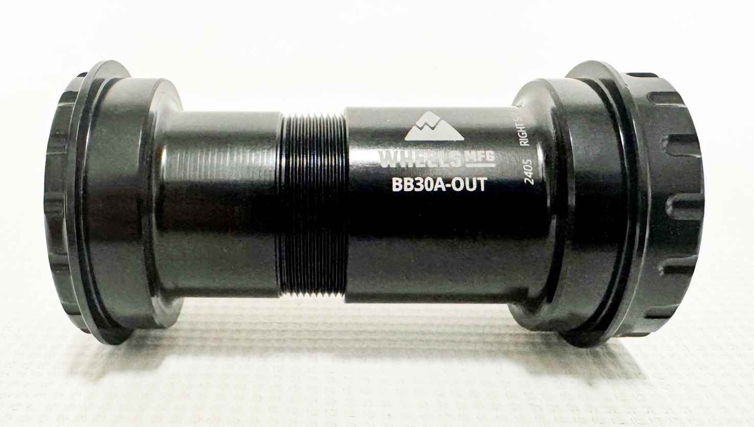 Wheels Mfg BB30A Frame to Hollowtech II Spindle Outboard Thread Together Btm BKT