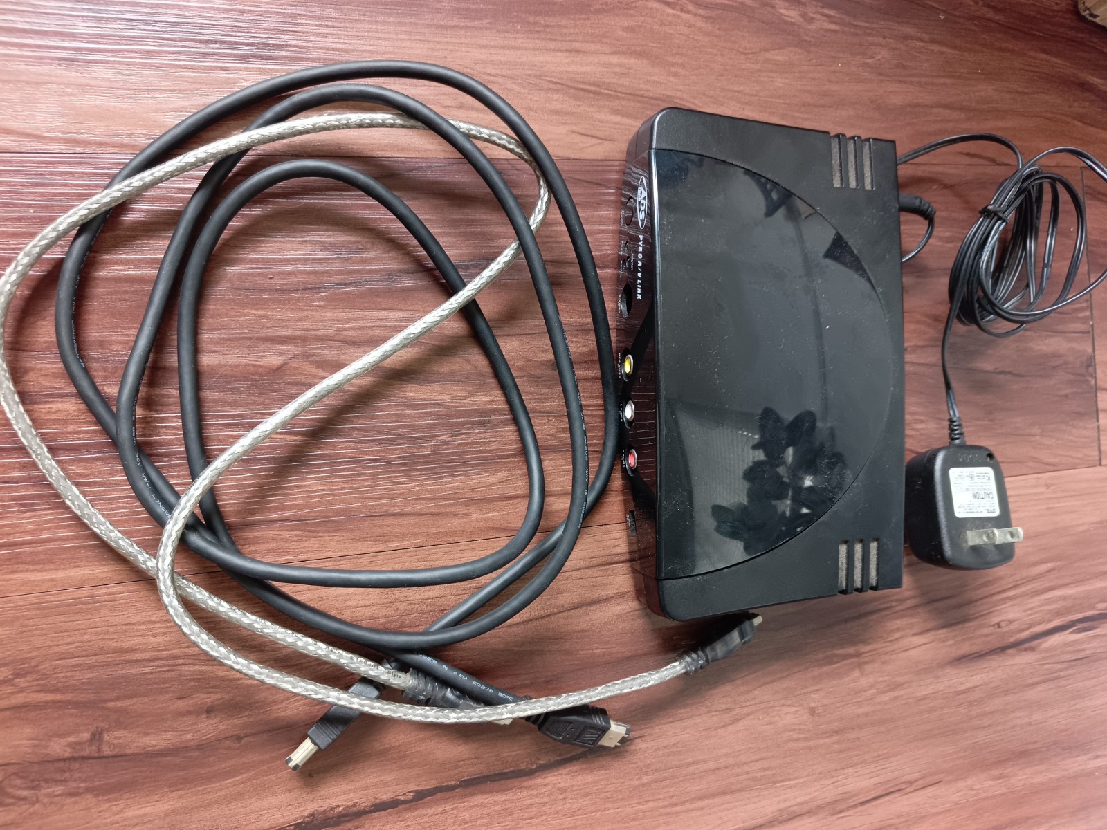 ADS Tech PYRO AV-Link API-550 Analog-to-DV FireWire Converter NTSC/PAL