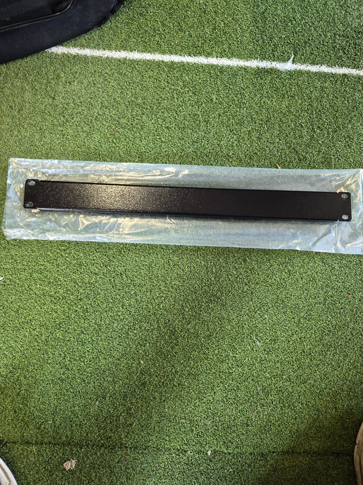 1U 19" x 1 3/4" Rack Mount Blank Panel Cover Plate/Rack Support. Heavy Duty Blk