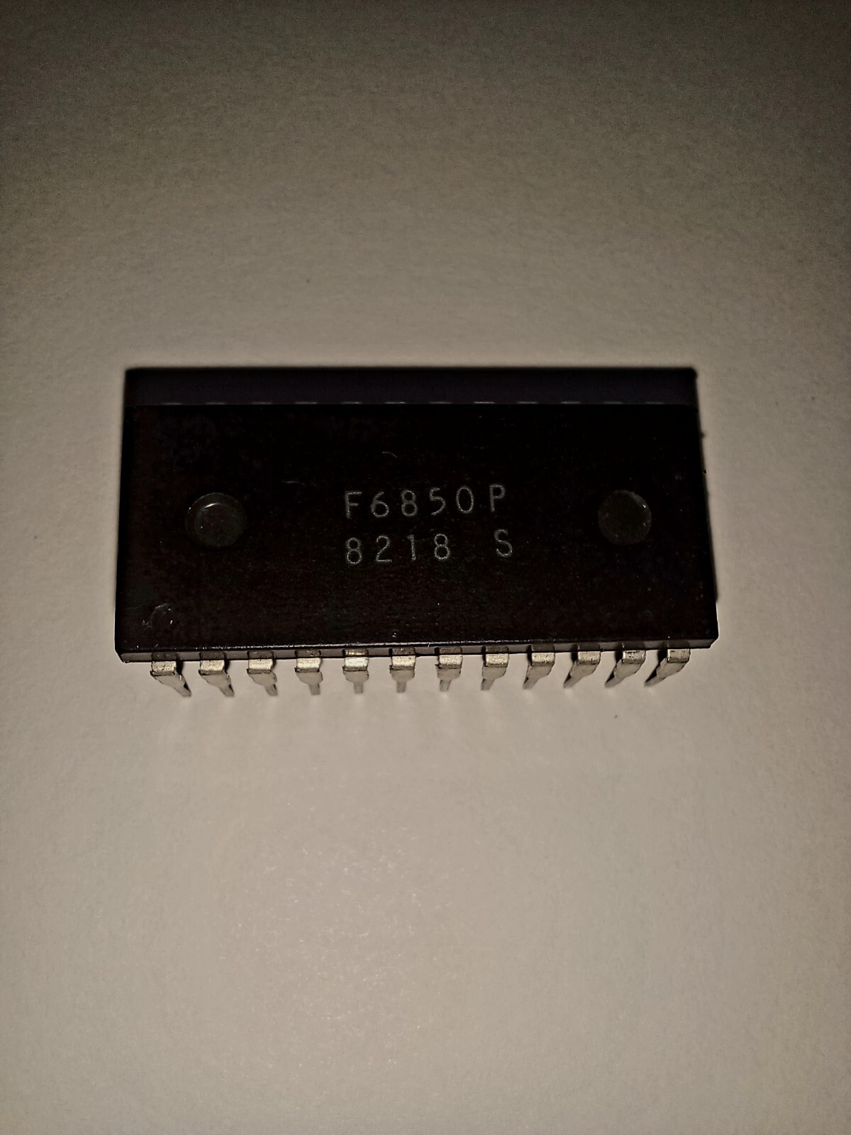 Fairchild 6850P IC CHIP DIP-24 VINTAGE, USA SELLER