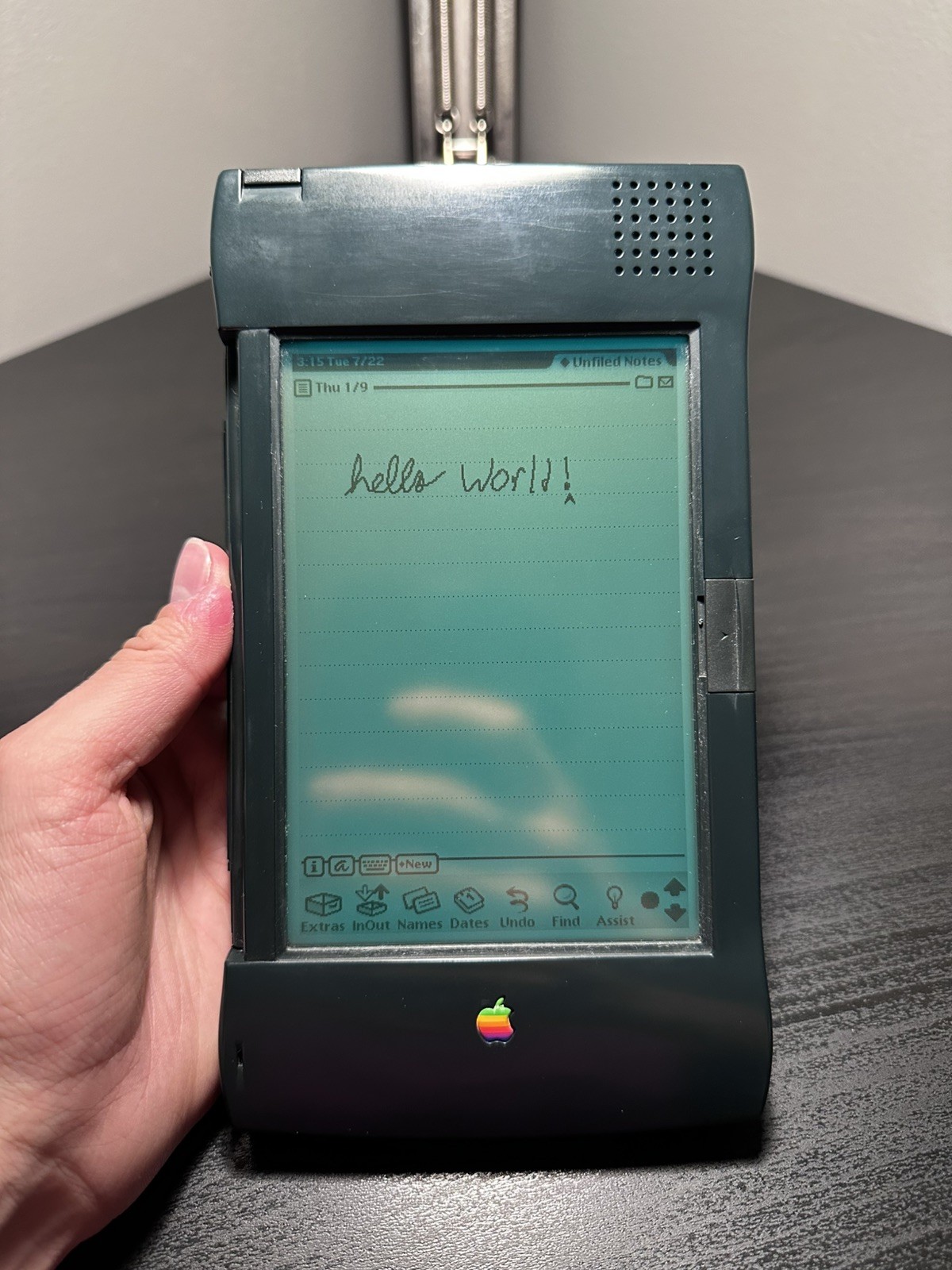 Apple Newton MessagePad 2000 DERUBBERIZED w/Newton Pamphlet