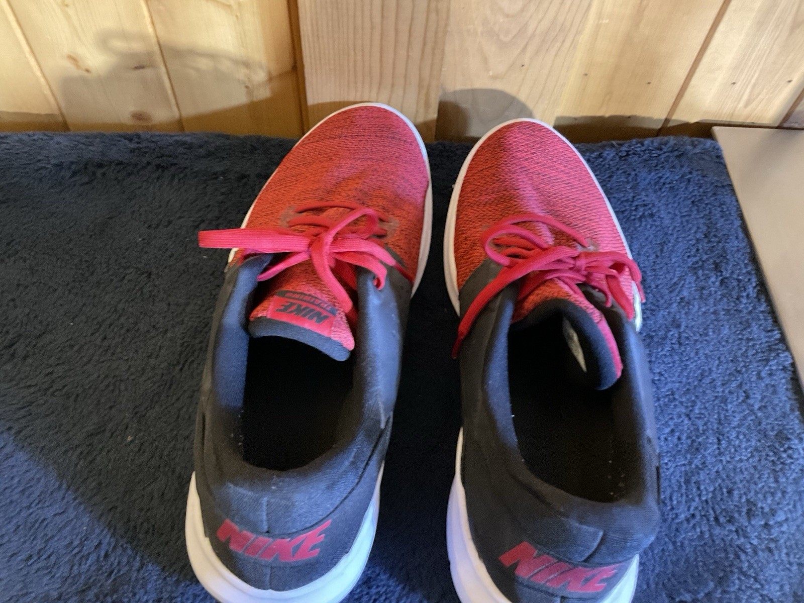 Nike Mens Flex Control Running Shoes TR3 AJ5911-600 Black & Red Size 12 Sneaker