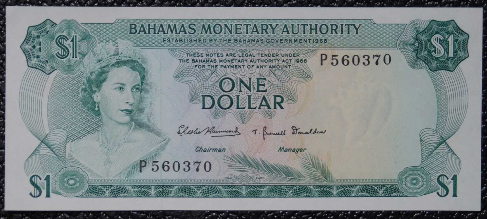 BAHAMAS MONETARY AUTHORITY - 1968 $1 Note - Uncirculated - Pick #27