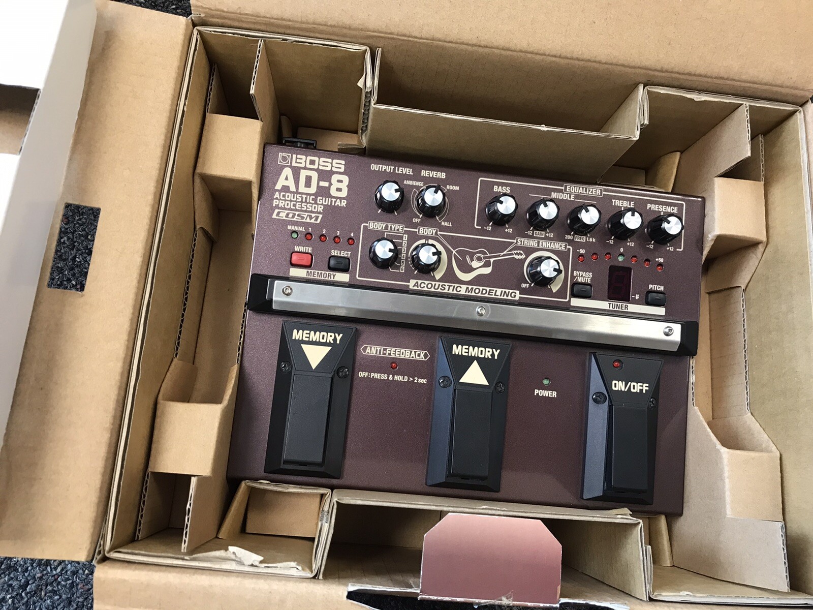 Boss AD-8 acoustic guitar processor with manual and box in mint condition