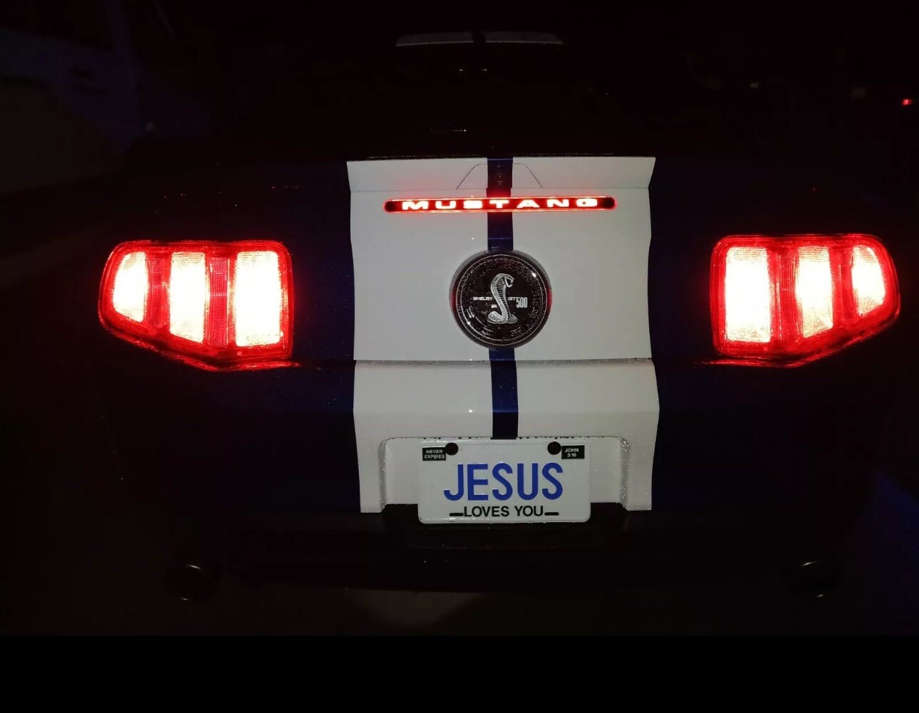 FORD MUSTANG THIRD BRAKE LIGHT OVERLAY VINYL DECAL 2010-2011-2012-2013-2014