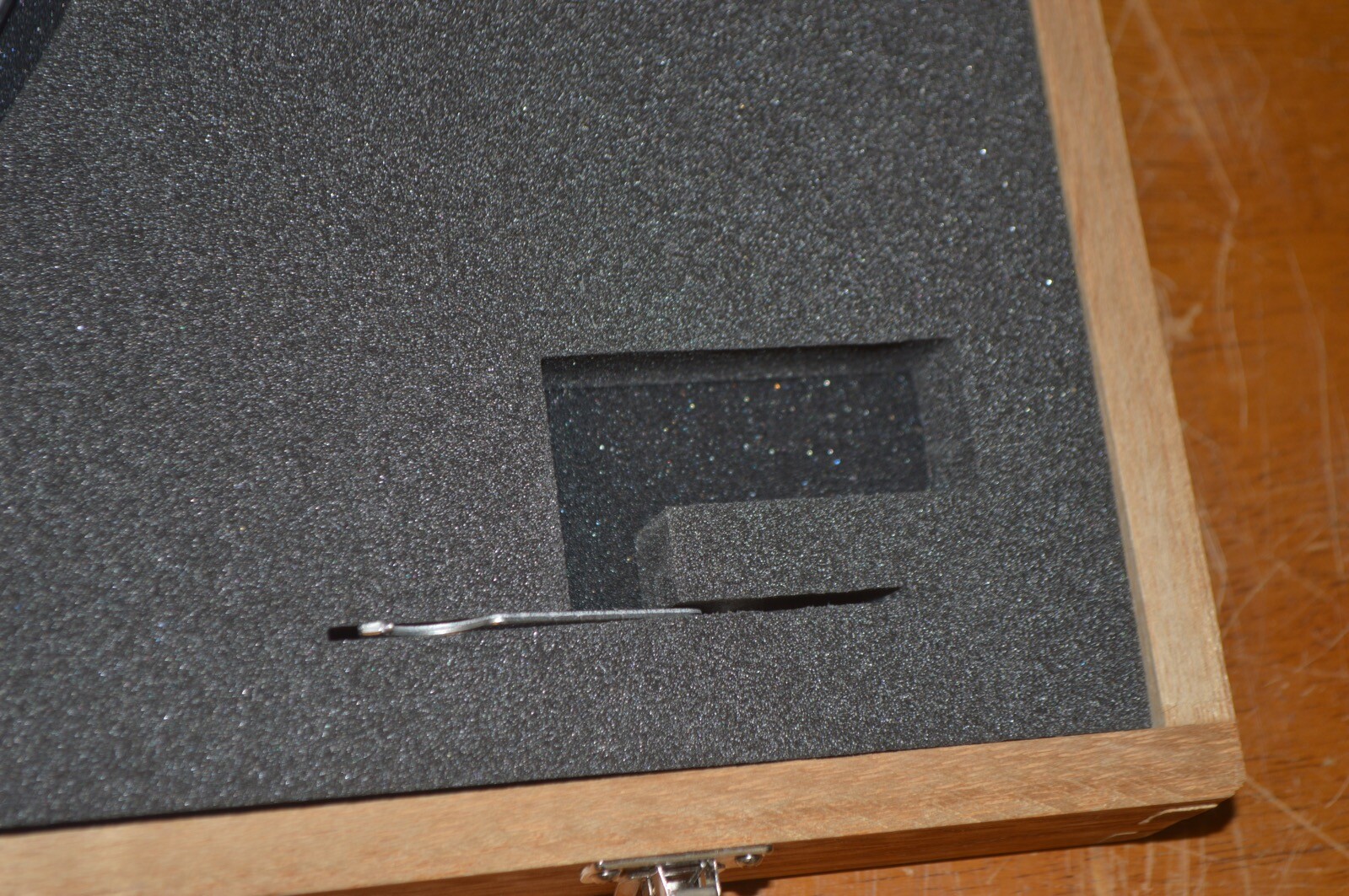Mitutoyo Digital Micrometer 293-256-10 250-275mm