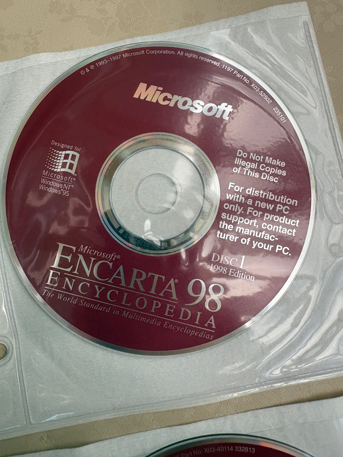 GATEWAY 8 CD'S QUICKEN 99 BASIC WINDOWS RESTORATION MICROSOFT ENCARTA 98 1 & 2