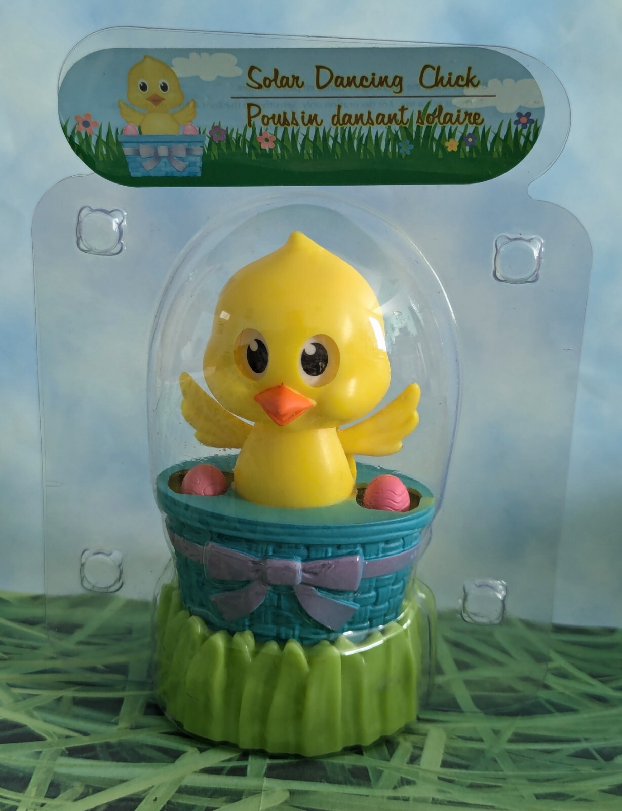 Solar Dancing Yellow Chick inside Easter Basket ~ 2016 ~ Dances in Sun ~ New! B