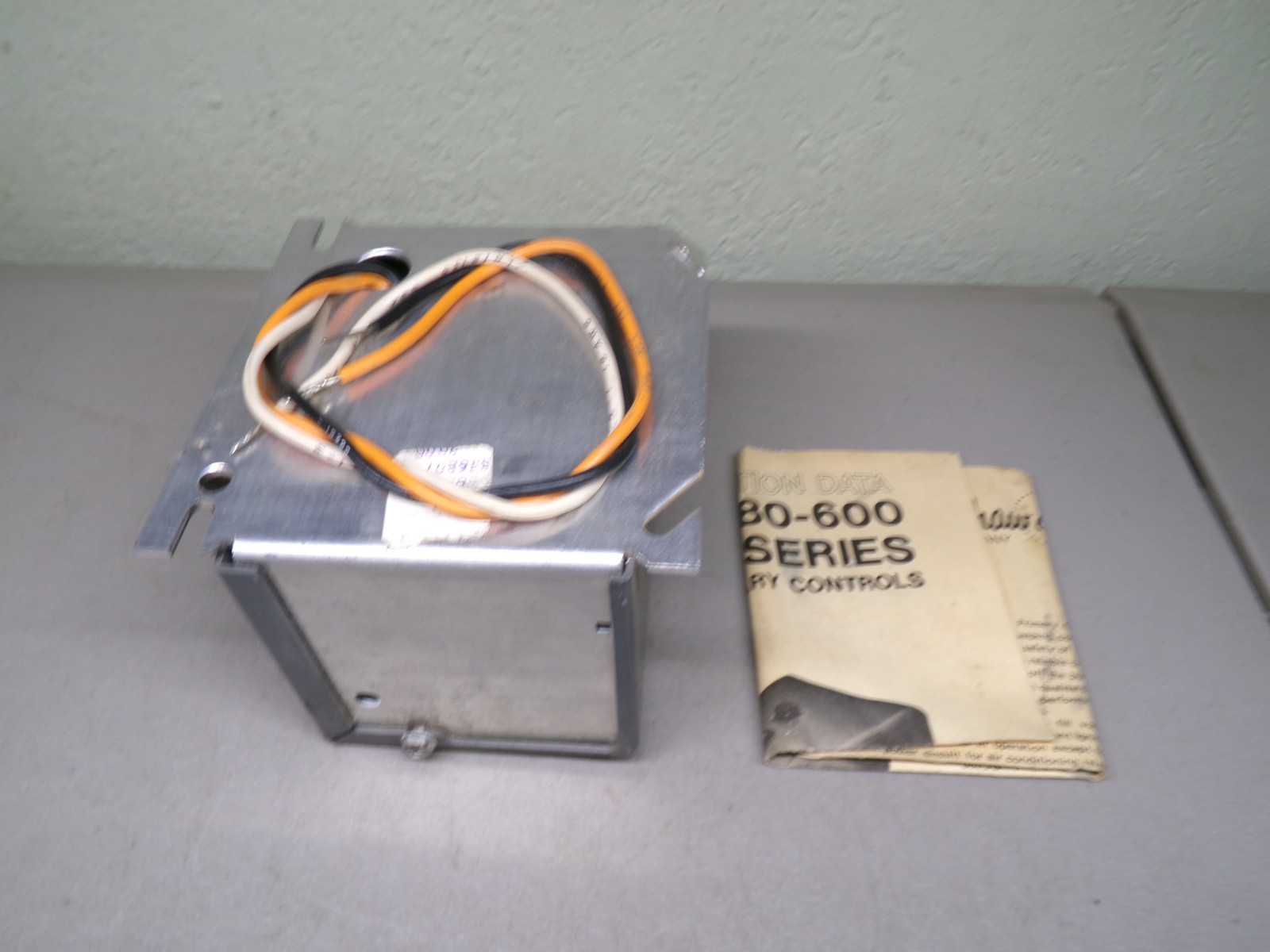 ROBERTSHAW RE 780-602 CONSTANT IGNITION CONTROL