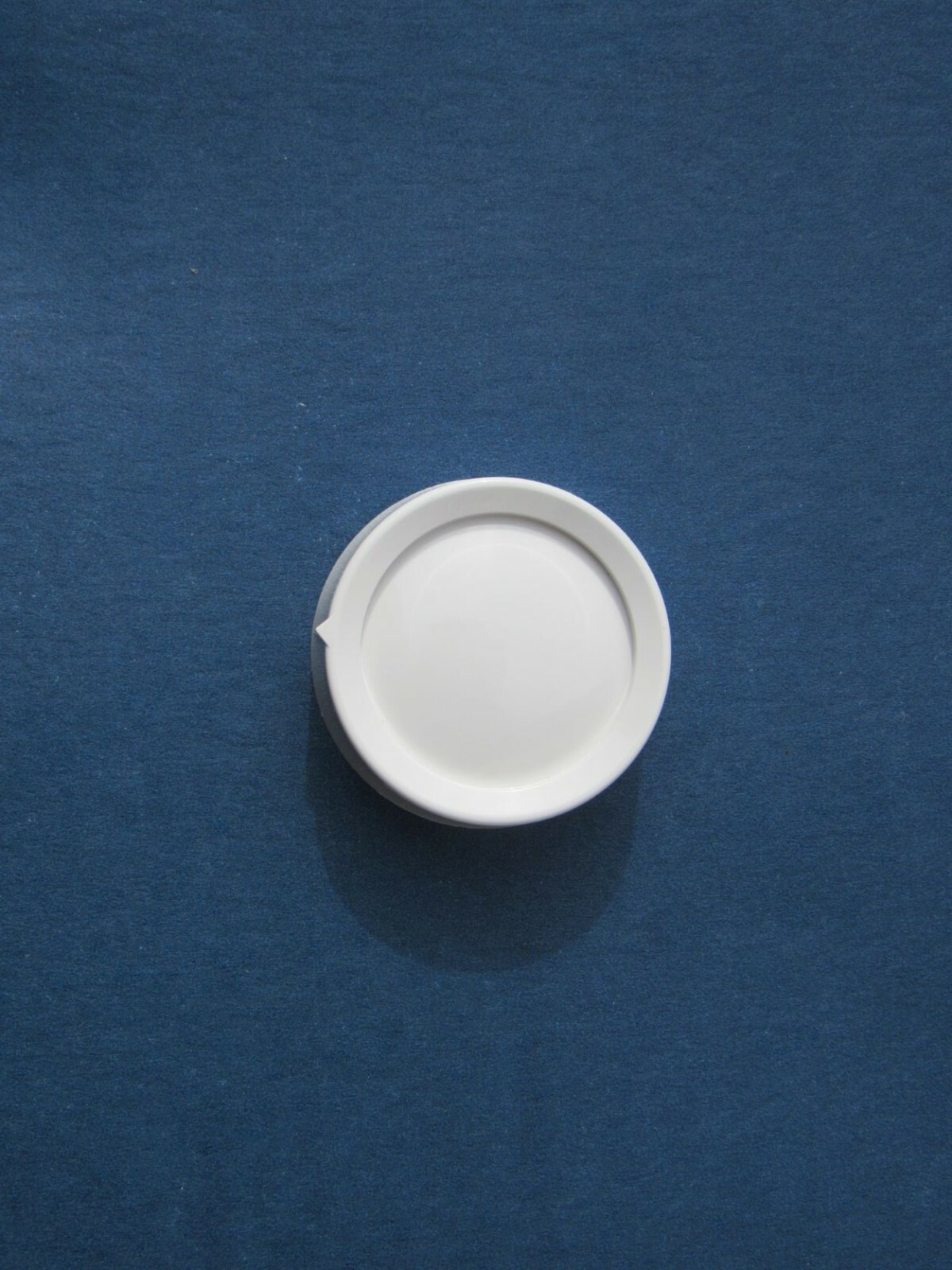 (2) White LUTRON Knobs fits volume control, fan, dimmers, etc