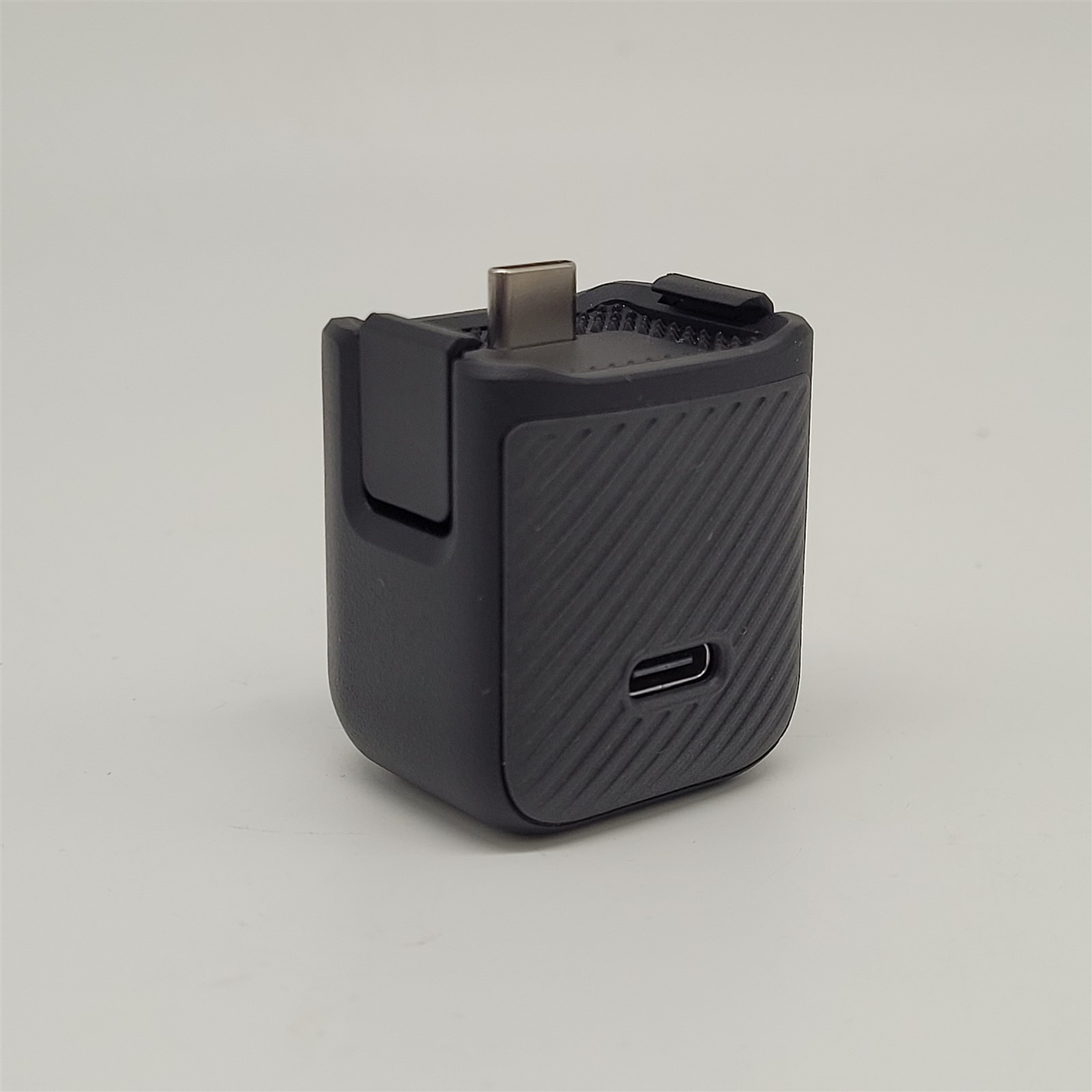 DJI Osmo Pocket 3 Handle With 1/4' Thread
