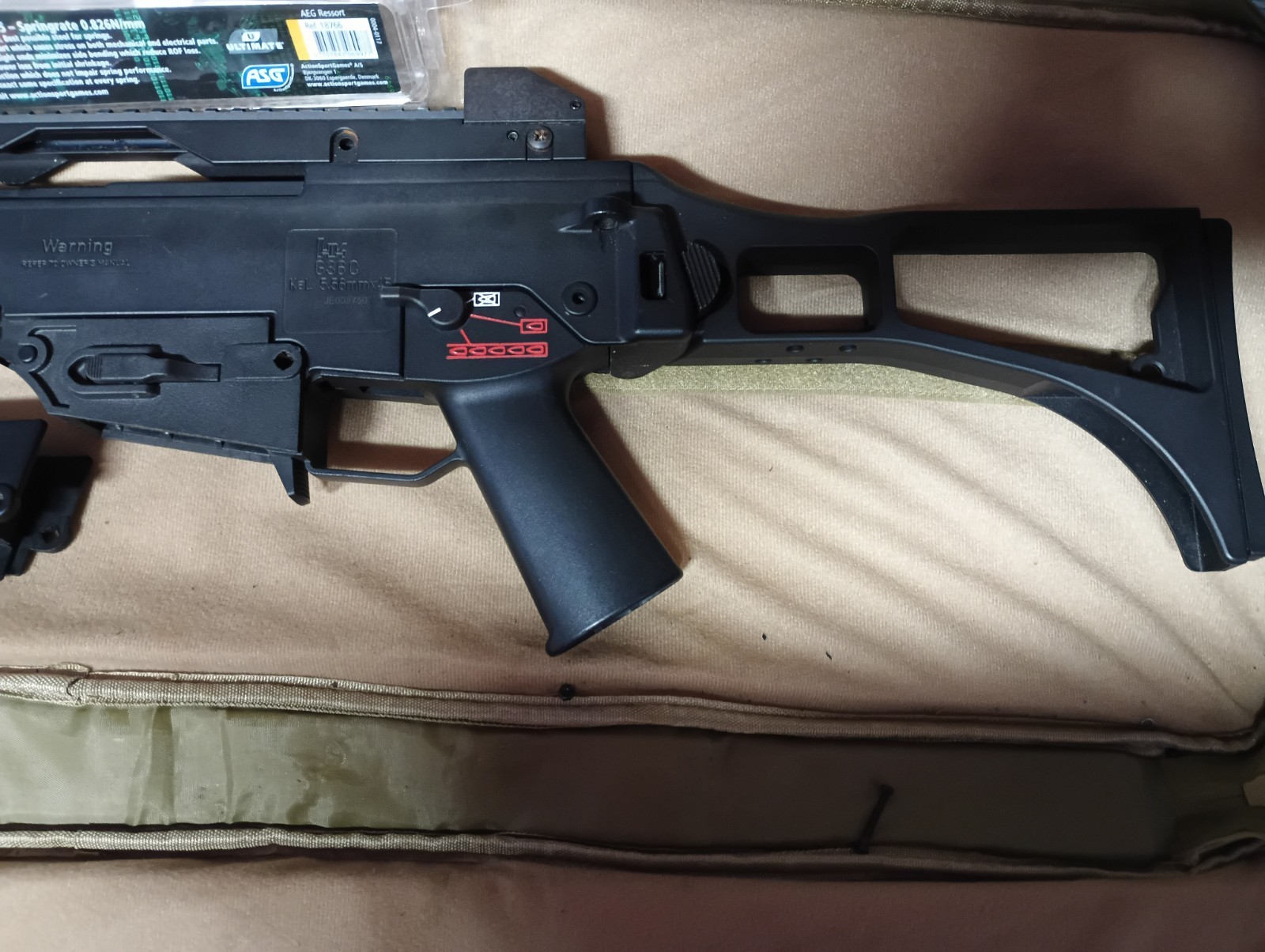 HK G36C AIRSOFT RIFLE - COMP. : ELITE FORCE( NEEDS A TRIGGER) 4 Mags Included