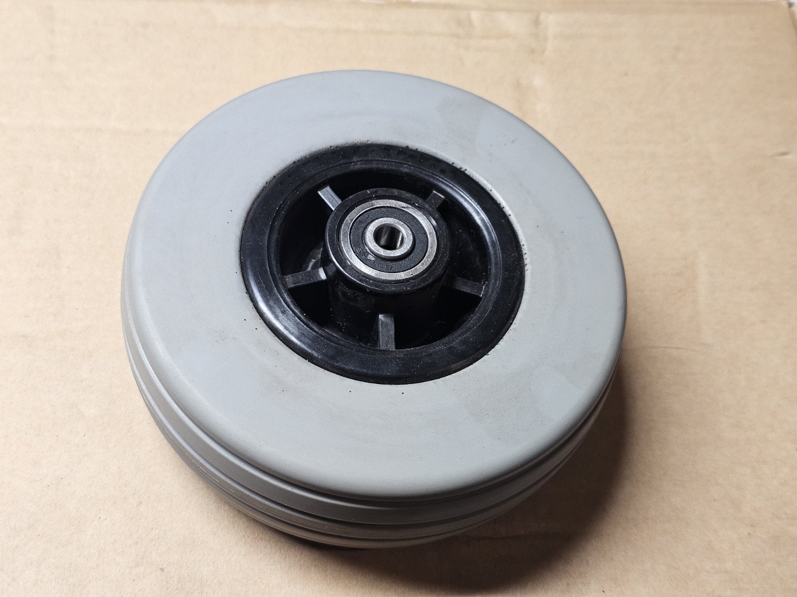 Quantum Q6 Edge Caster 6" Front/Rear Caster, Mobility