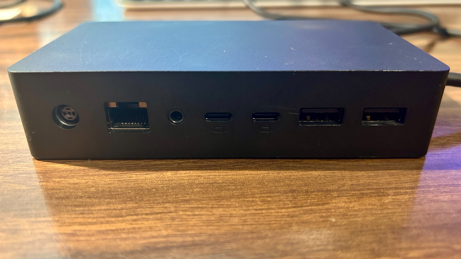 Microsoft Surface Dock 2 Docking Station (1917) w/power supply
