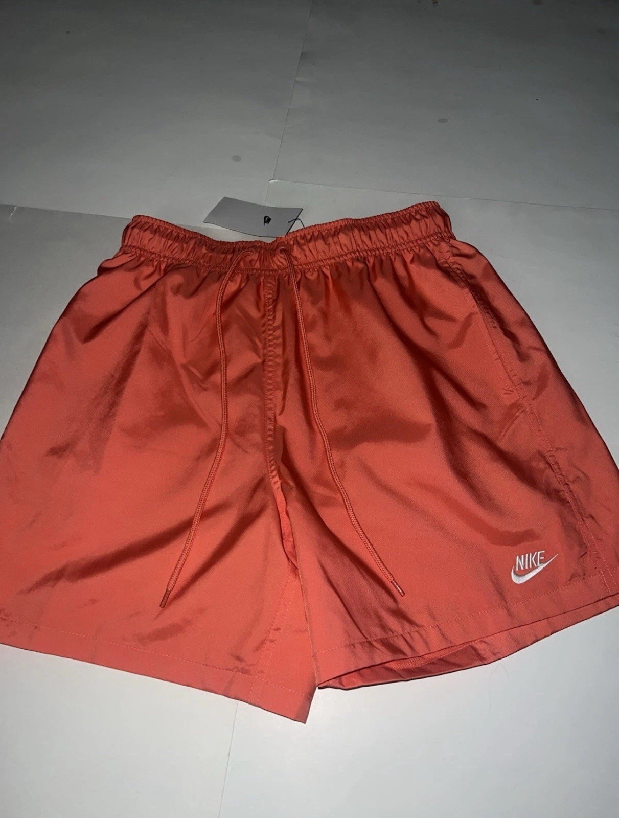 Nike Club Sportswear Woven 6” Flow Magic Ember Shorts Men’s Sz Small FN3307 NEW