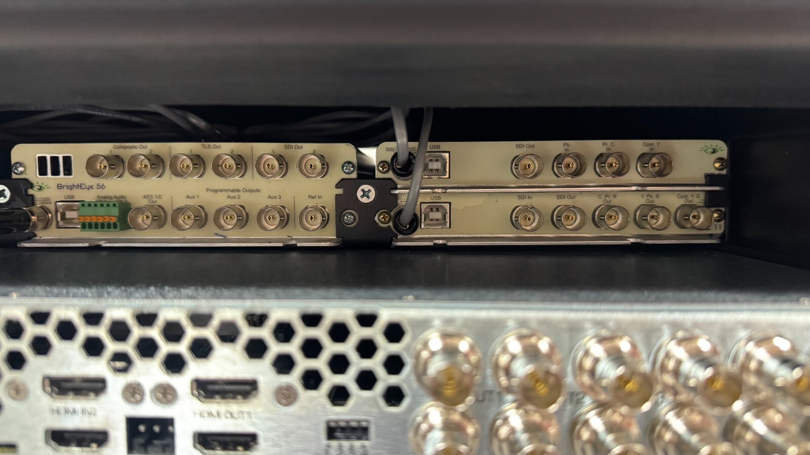 Ross Video Carbonite Black Solo 9, 1 M/E Video Switcher - Turnkey System