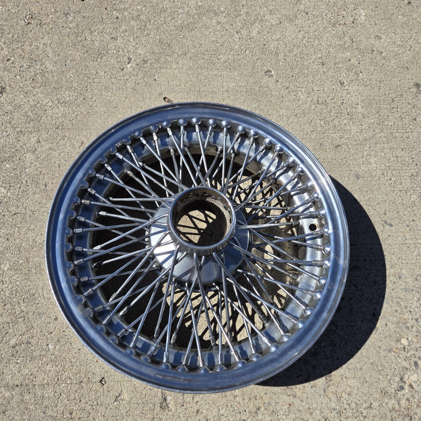 Jaguar XJ 72 Wire Spoke Wheel Spline Drive XA472 OEM Vintage