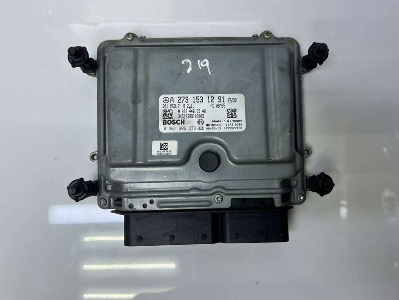 2007-2009 Mercedes-Benz E550 Engine Control Unit A2731531291 V-Class W447