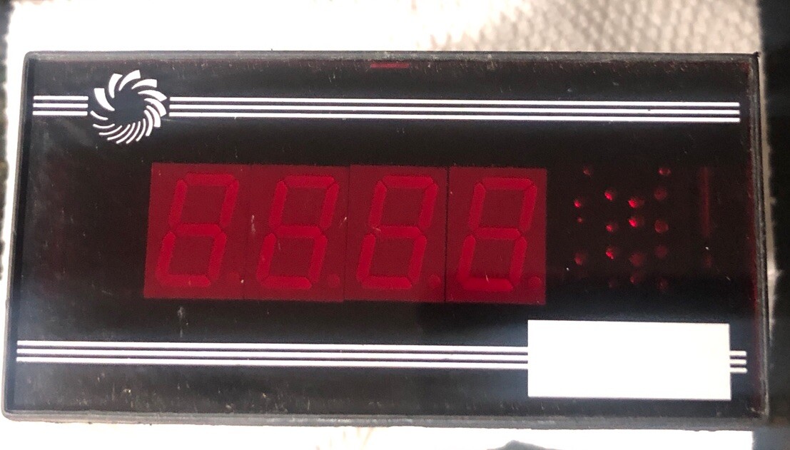 Unitec    UN35+VDC+T3  110/220V Digital Panel Meter