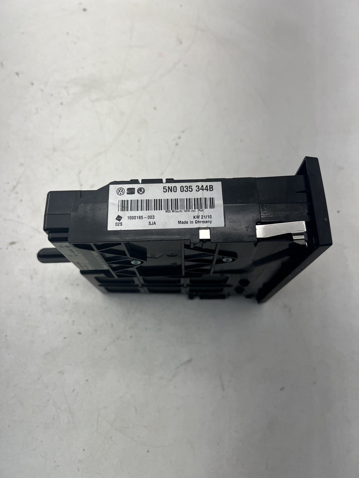 2010-2014 Volkswagen Jetta Sportwagen Input Interface Multimedia Module OEM.