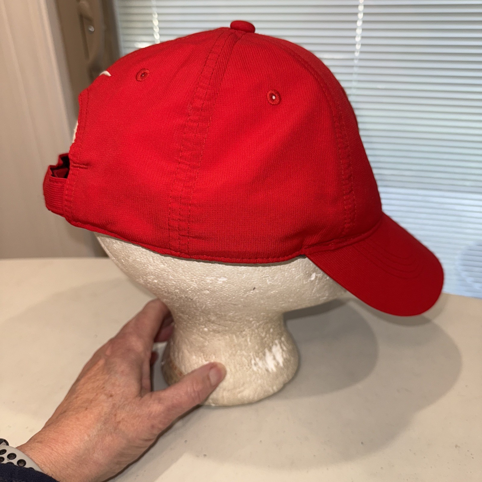 Nike Golf Red w White ec Letters Hat Cap Hook Loop Light Weight EUC