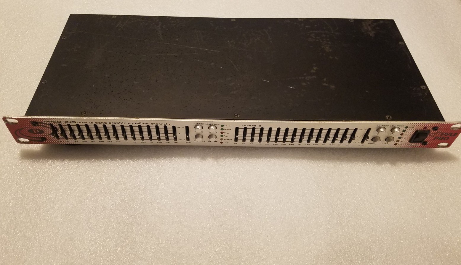 Pyle Pro PPEQ-215 Dual 15 Band Graphic Equalizer 1U Rack Mount Pro Audio EQ Unit