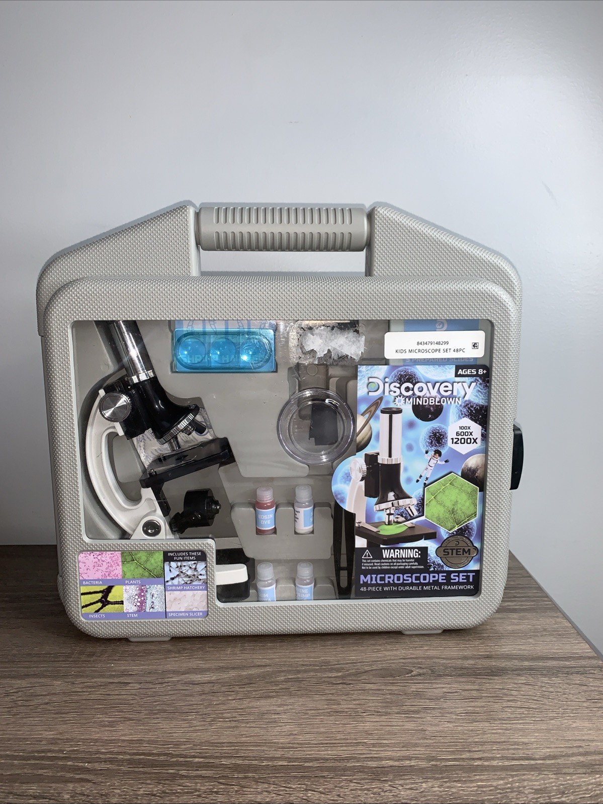 Discovery  #Mindblown Microscope Set with Durable Metal Framework - Read