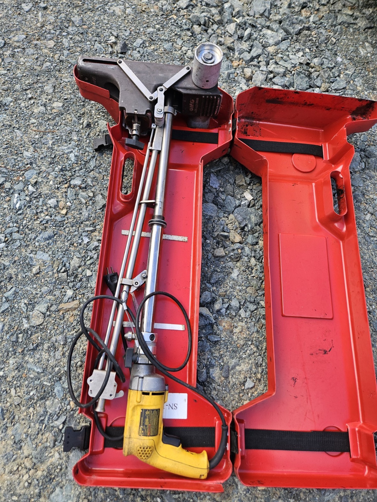 Accutrac Buildex/ Roof Drill System Insulation Deck Plates & Fasteners Accuseam