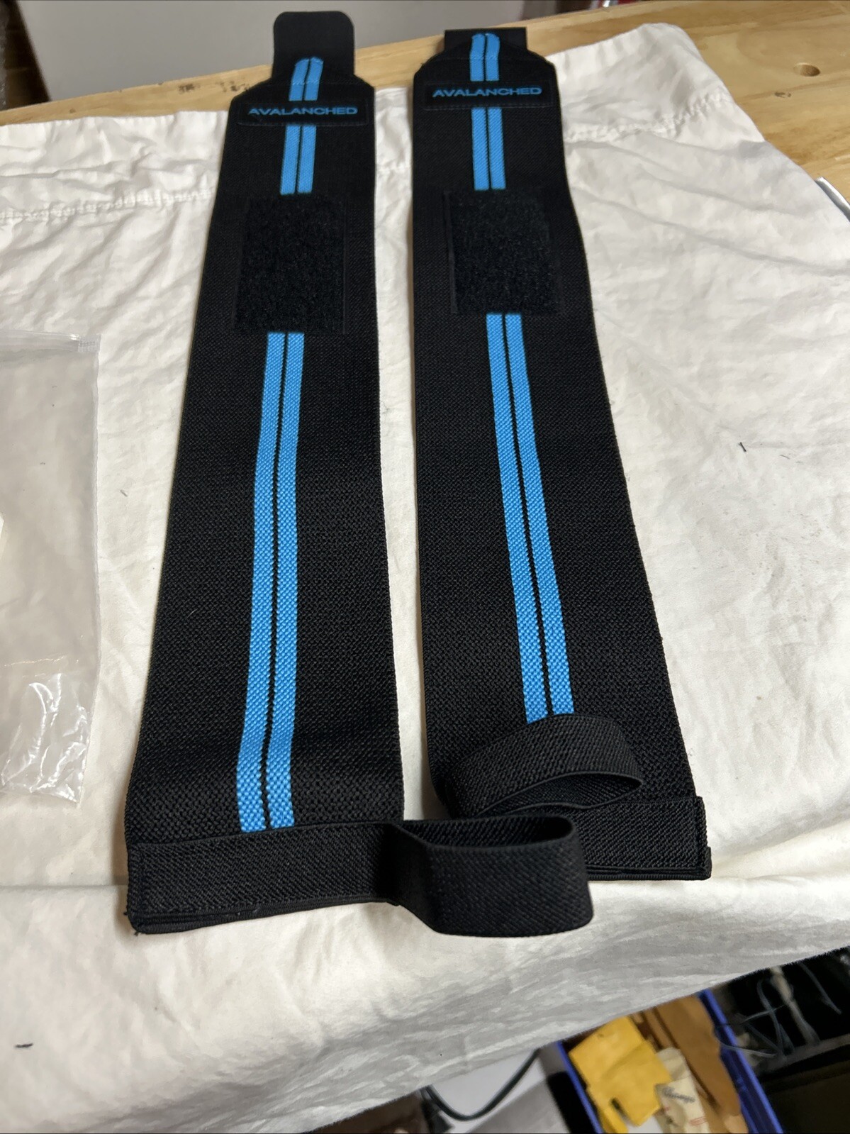 Avalanches Wrist Wraps For Weight Training Powerlifting