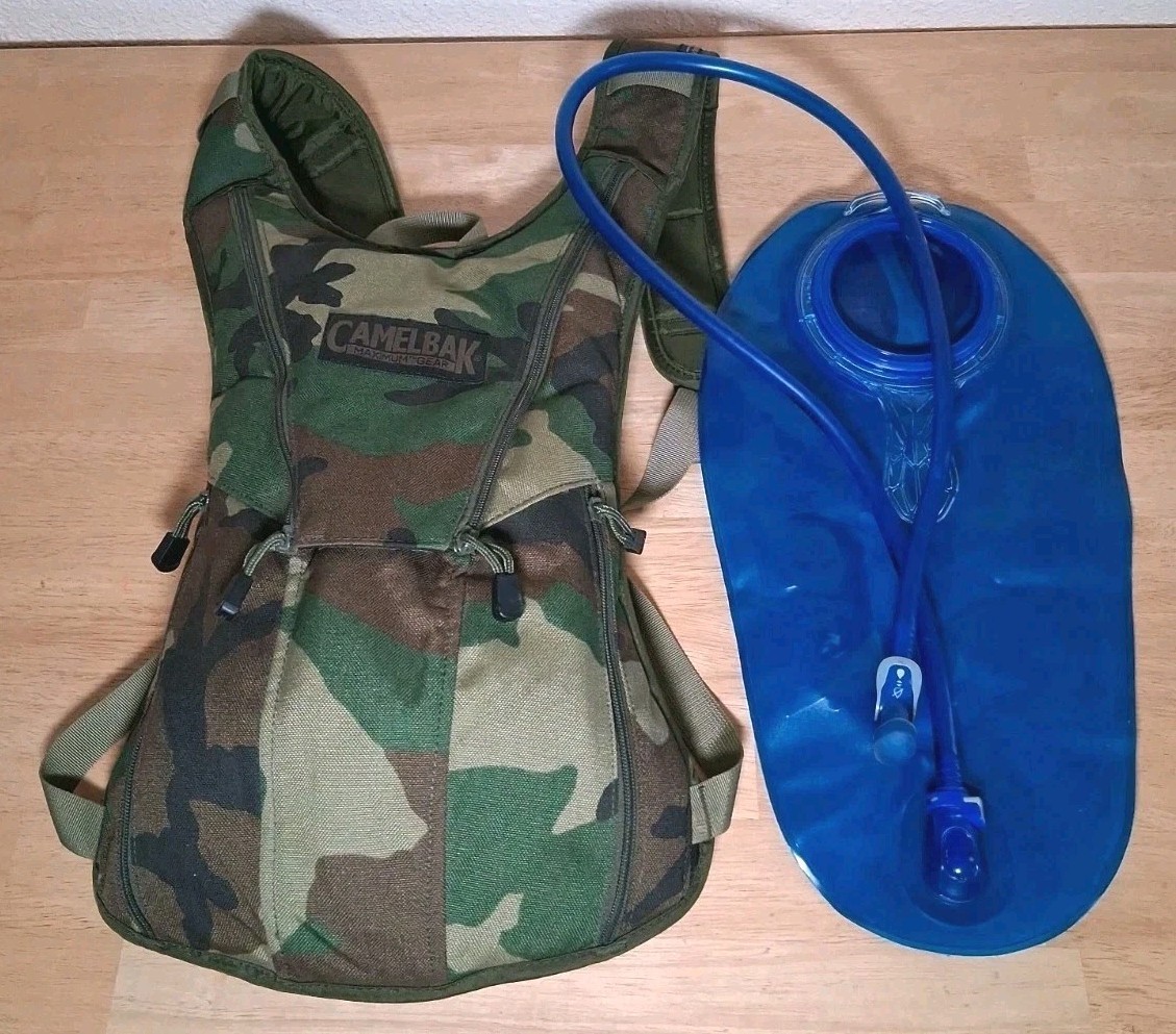 CamelBak Viper Maximum Gear Hydration System Woodland Camo 102oz 3L Bladder