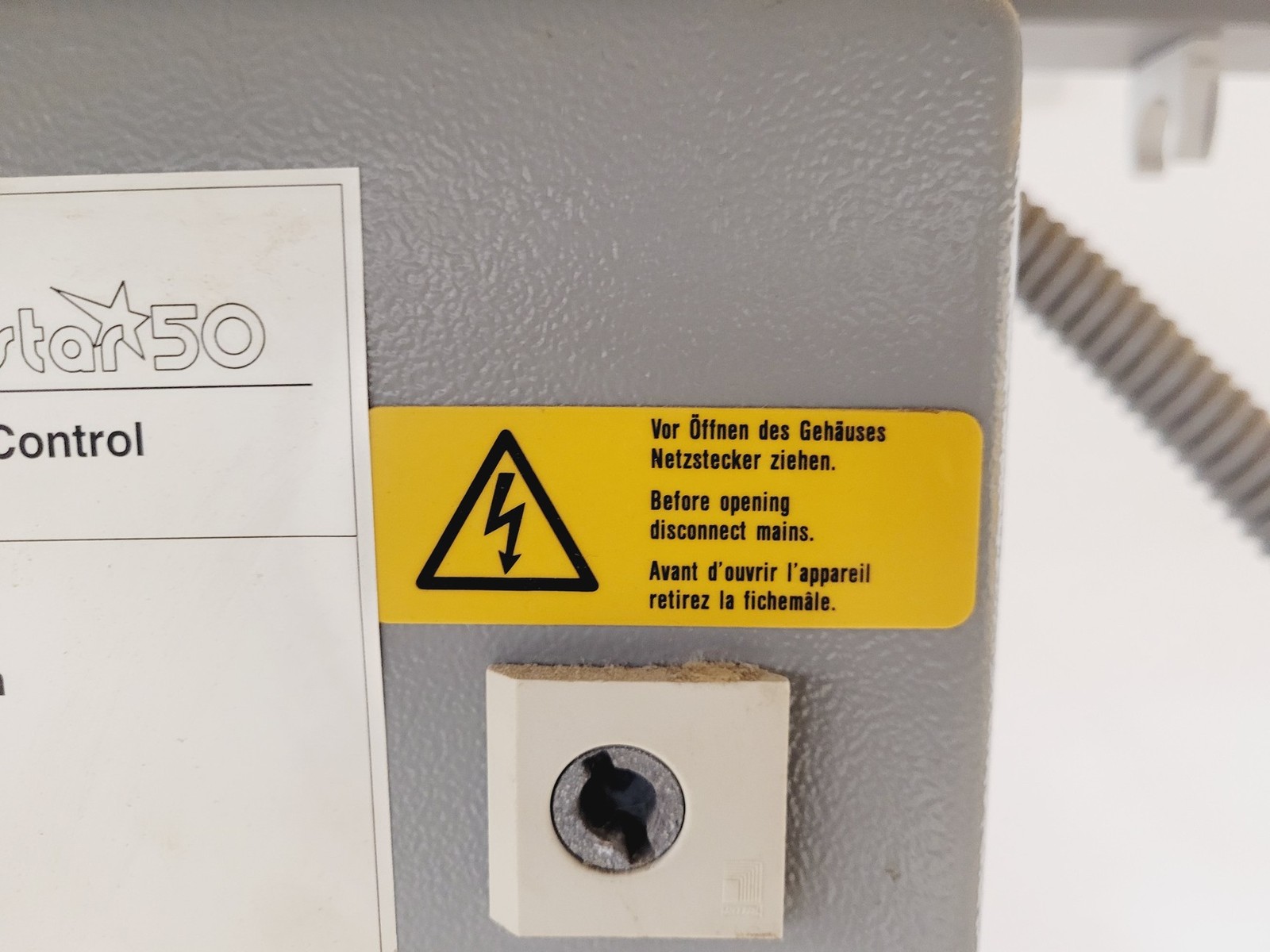 MBraun Labstar 50 Glove Box Workstation