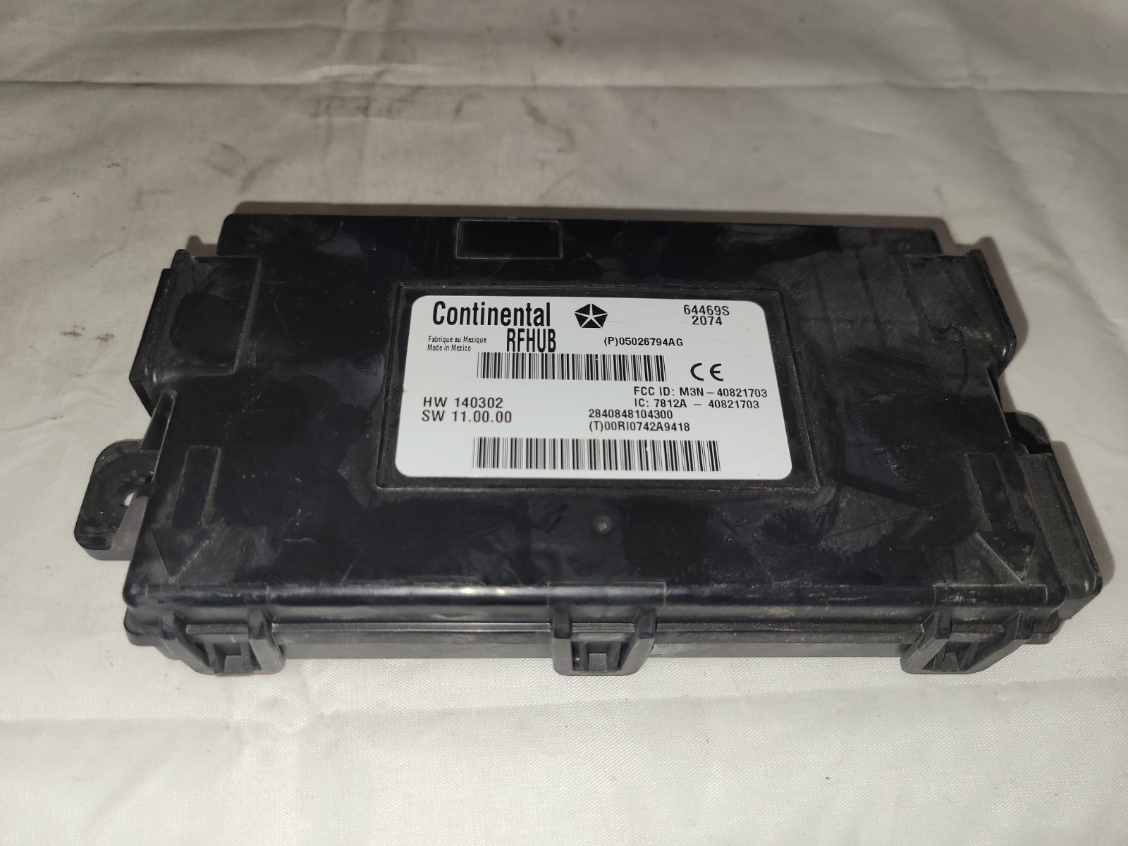 OEM 11-12 Dodge Charger Journey Chrysler 300 Hub Receiver 05026794AG
