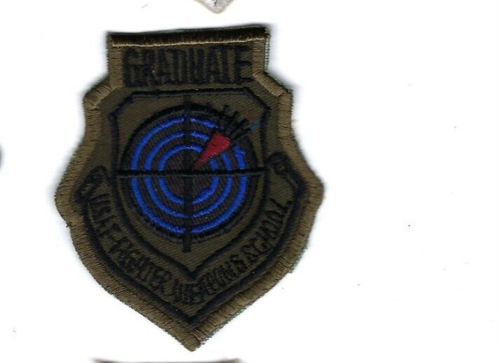 PATCH USAF WEAPONS SCHOOL GRADUATE SUB BLUE  NELLIS AFB    B9-13