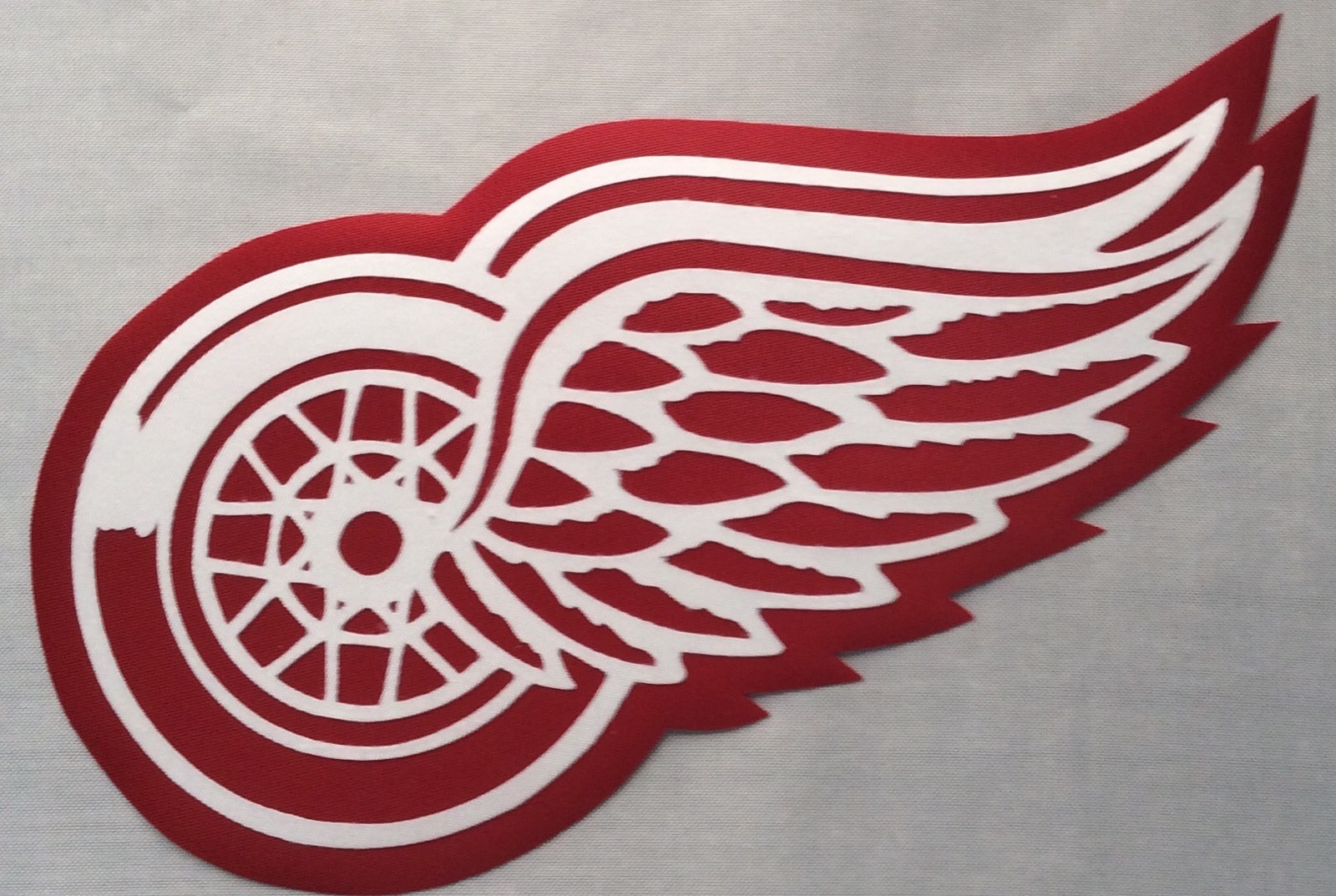 HUGE DETROIT RED WINGS IRON-ON PATCH - 5" x 10.5"
