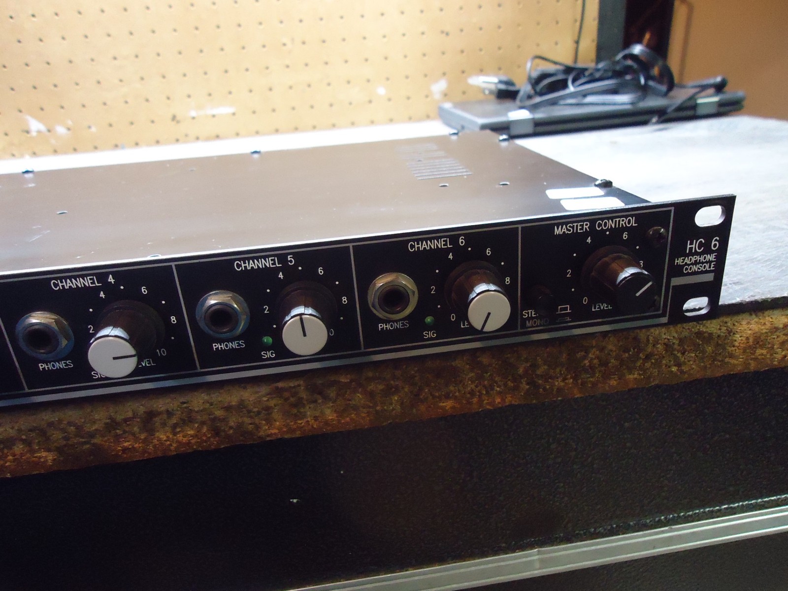 RANE HC-6 HEADPHONE CONSOLE