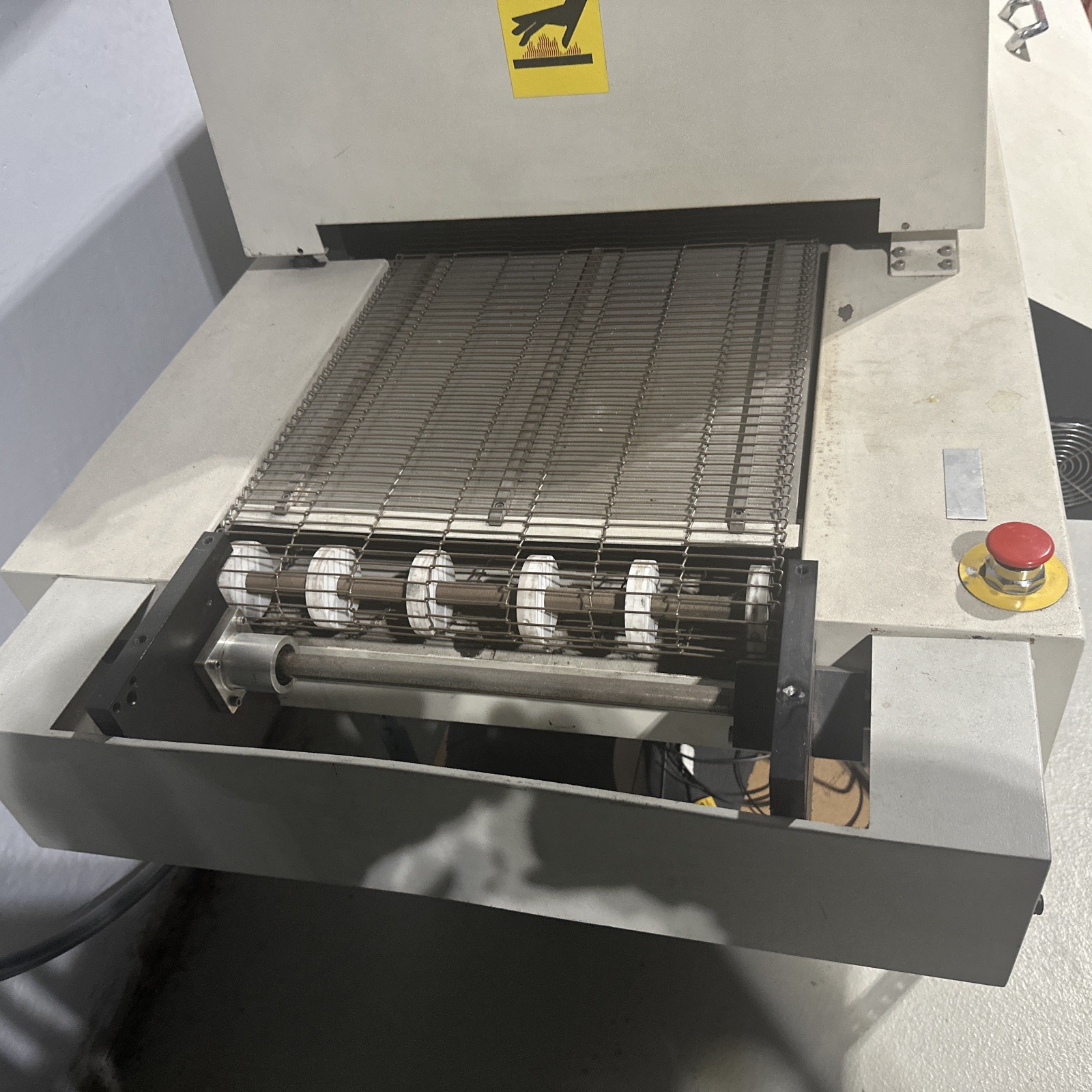 Heller Reflow Oven 988C Excellent Condition Fully Functional, Quality Reflow