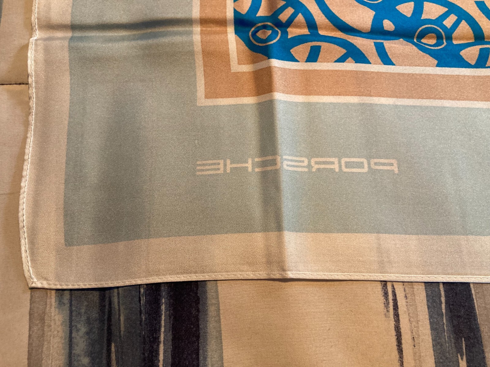 PORSCHE DESIGN LADIES WOMENS SILK TAYCAN SCARF 34 X 34 INCHES (86CM X 86CM). NIB