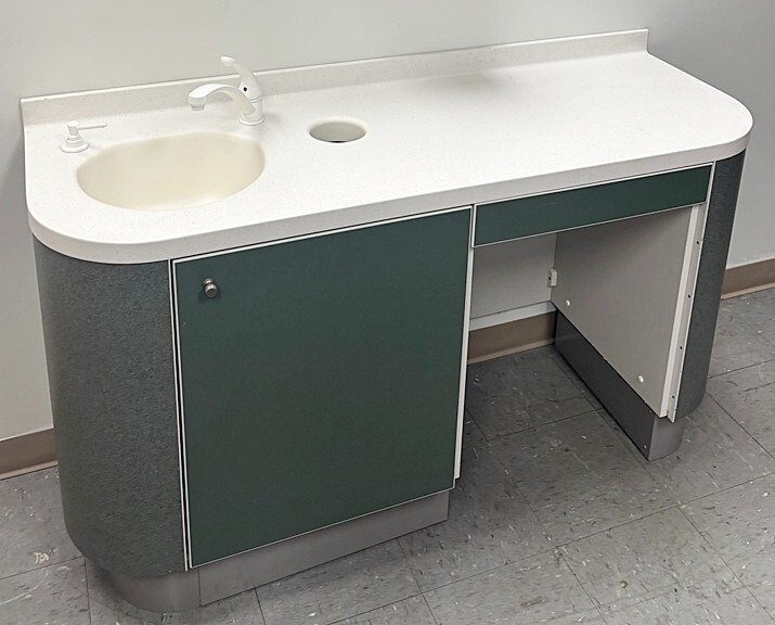 ADEC 5531 Dental Side Cabinet w/ Left Side Sink & Faucet - Green - Solid Top
