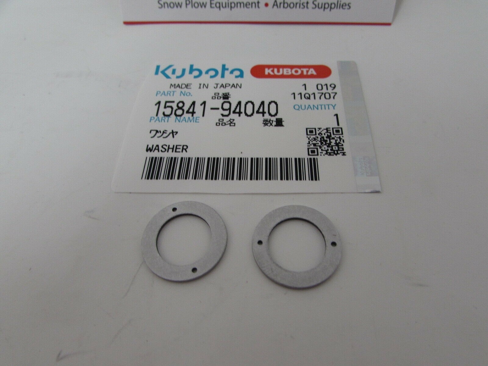 2 GENUINE KUBOTA INJECTOR WASHER W/ 2 HOLES # 15841-94040