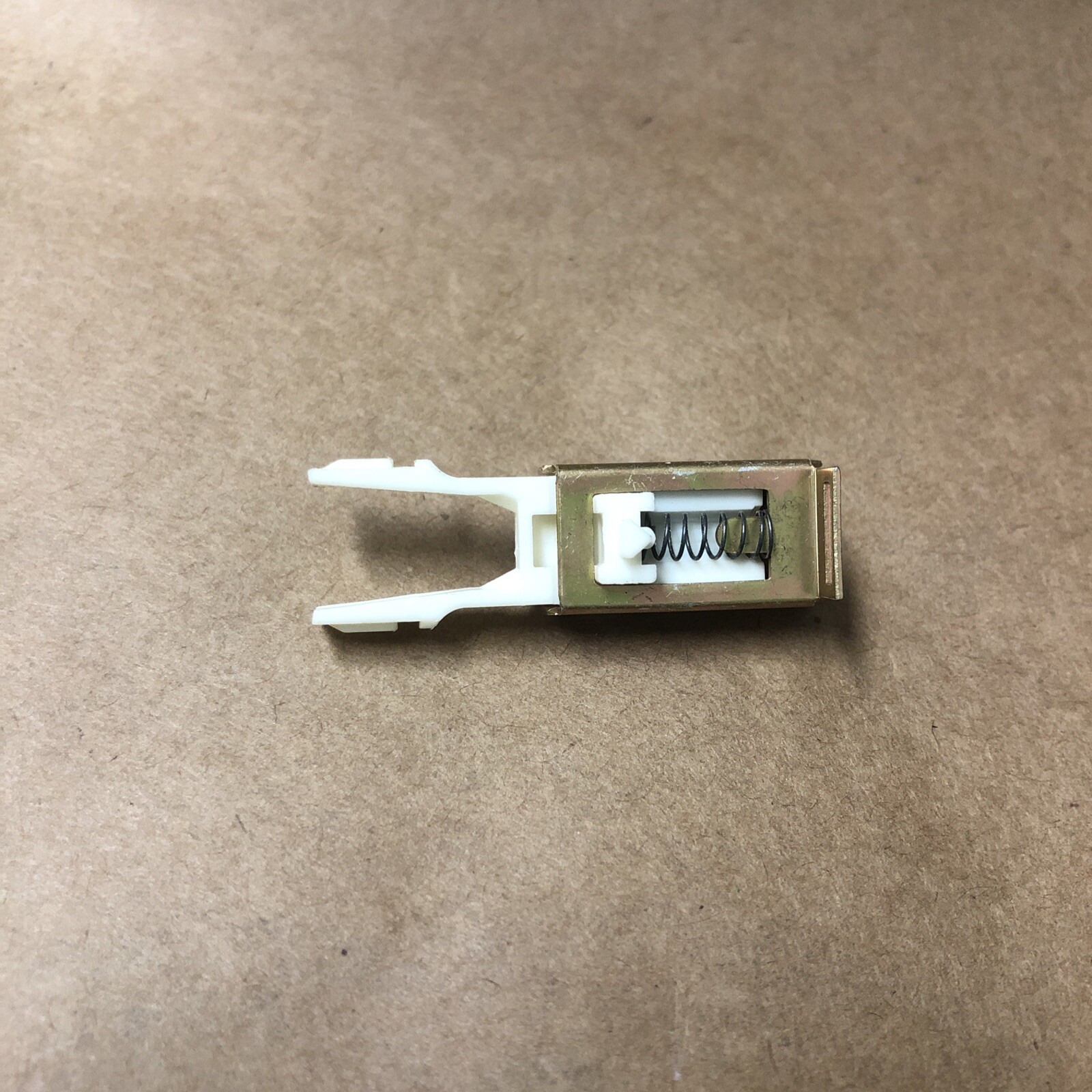 SWITCHCRAFT PART# 77031A39B