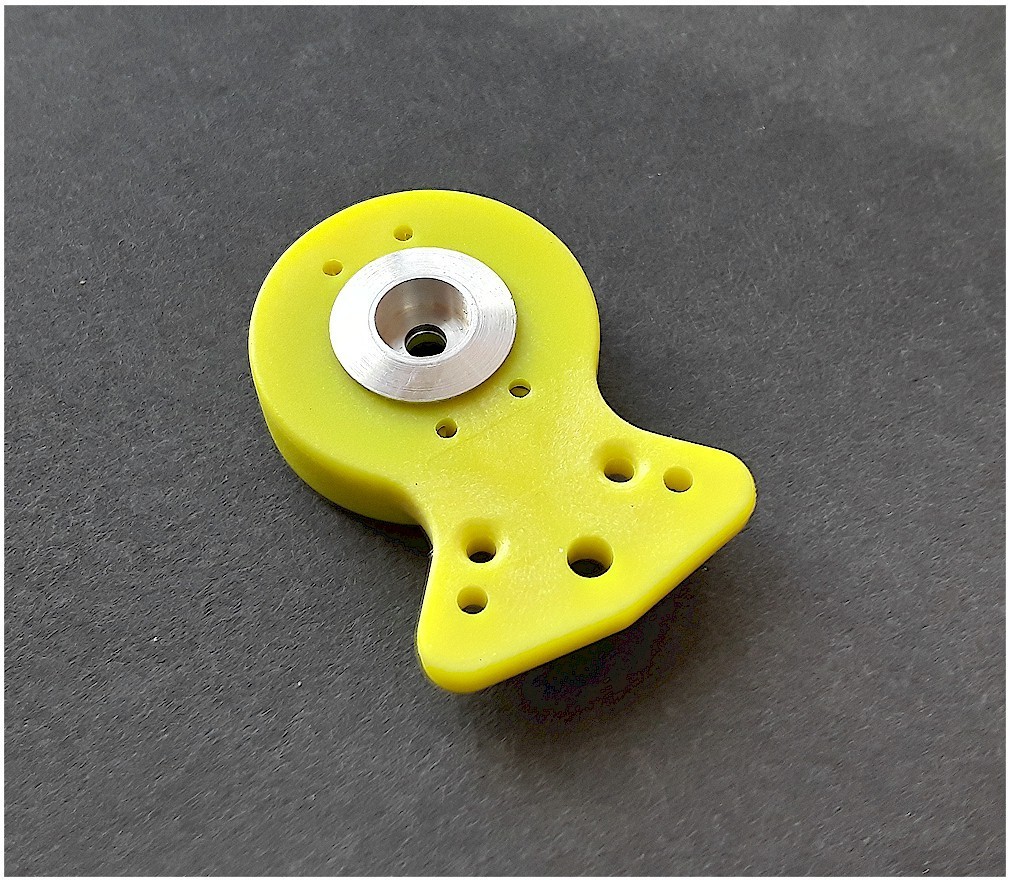 1x Vintage RC Car Buggy Racers Edge Yellow Servo Saver KO Sanwa JR RC10 Marked K