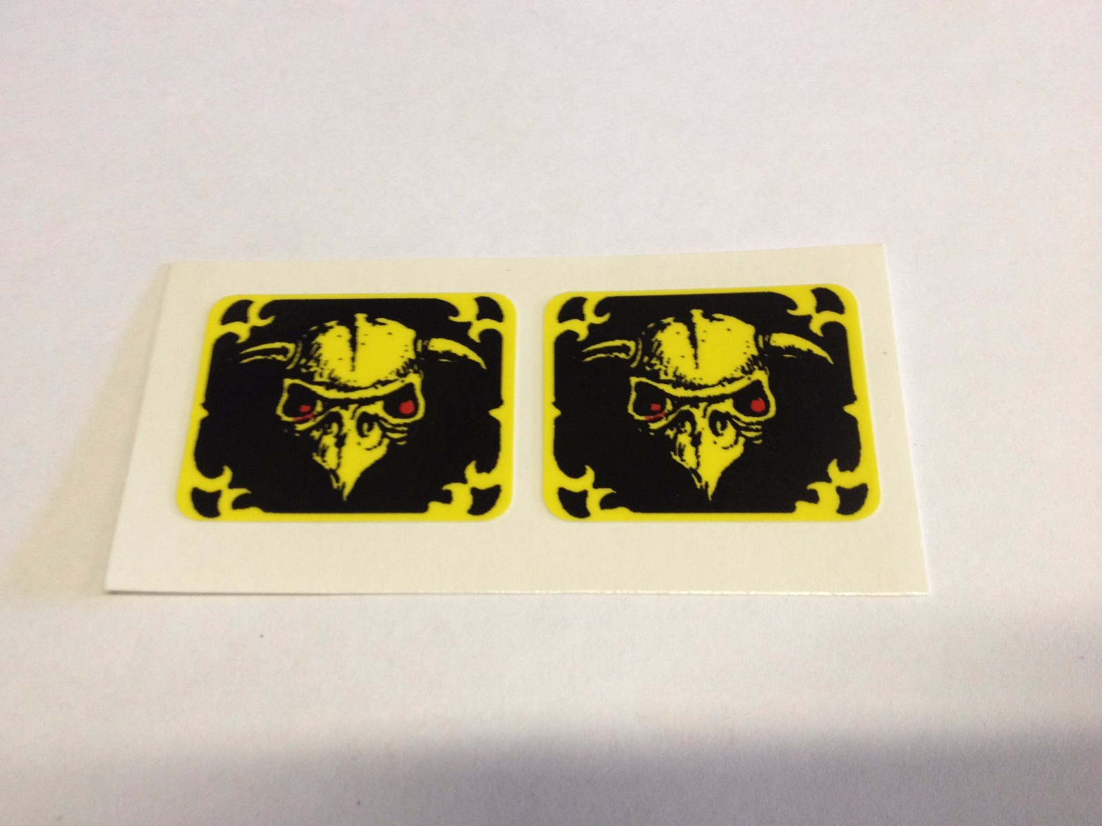 Bally Paragon Pinball Machine Playfield Spinner Decals Stickers Set of 2