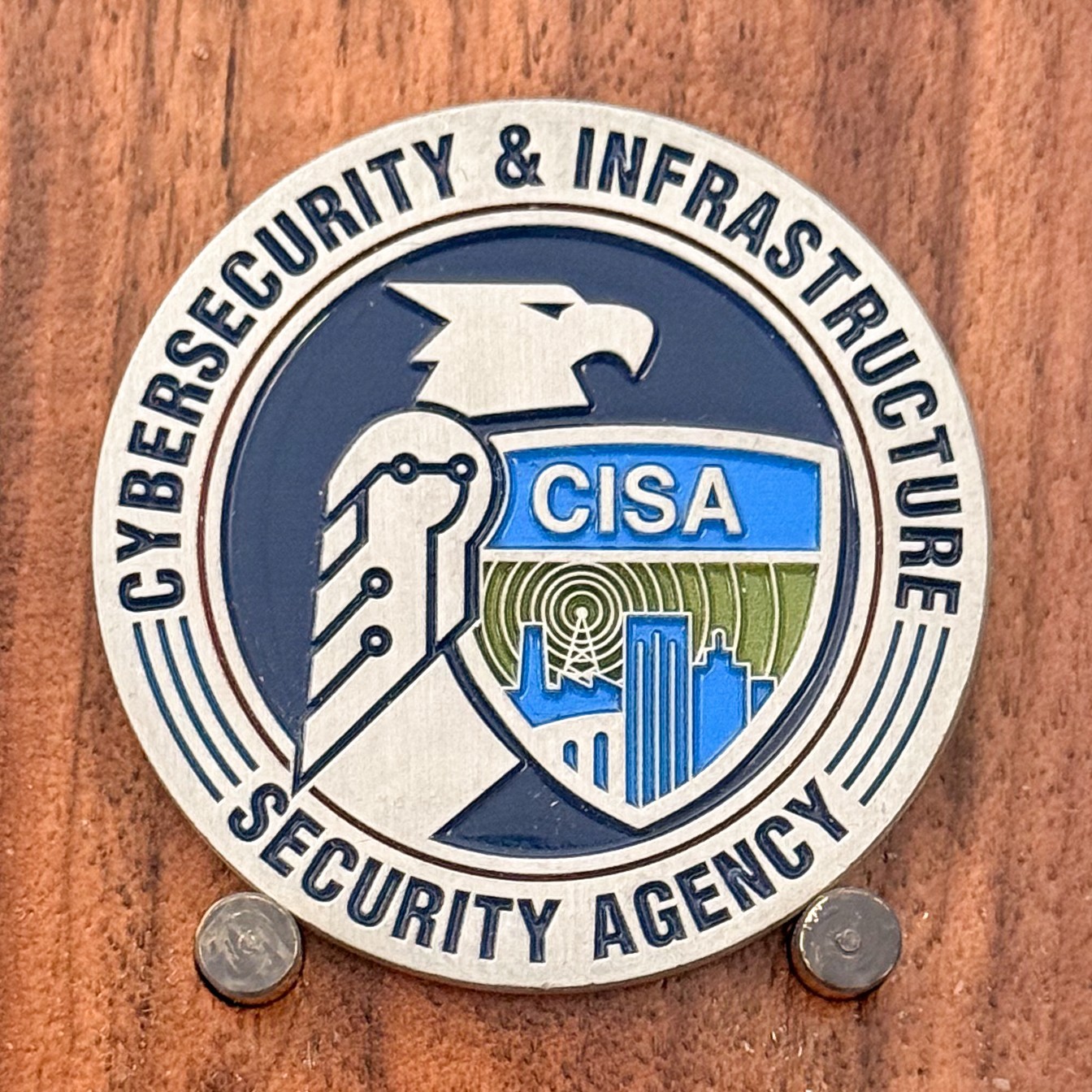 U.S. DH CISA Cybersecurity and Infrastructure Security Challenge Coin  1#32