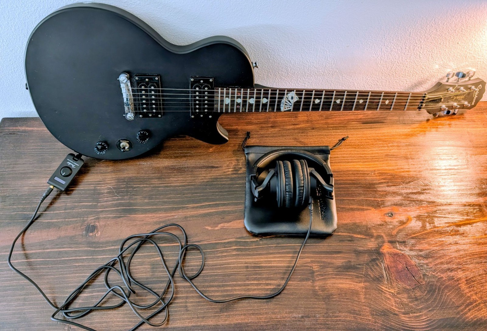 Electric Guitar Set for Quiet Play