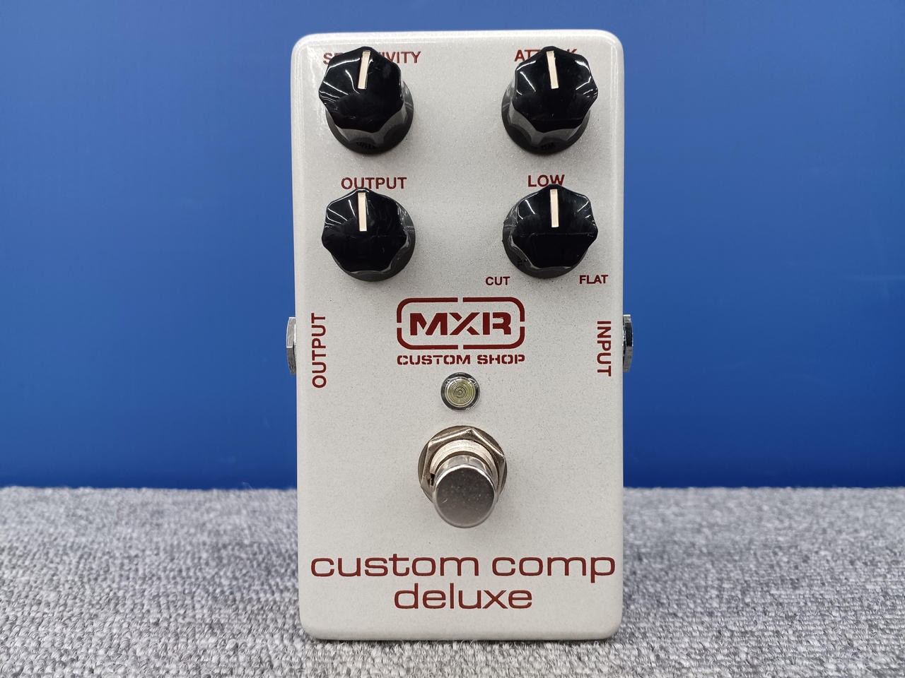 MXR Custom Comp Deluxe Guitar Compressor Pedal Used with Marks
